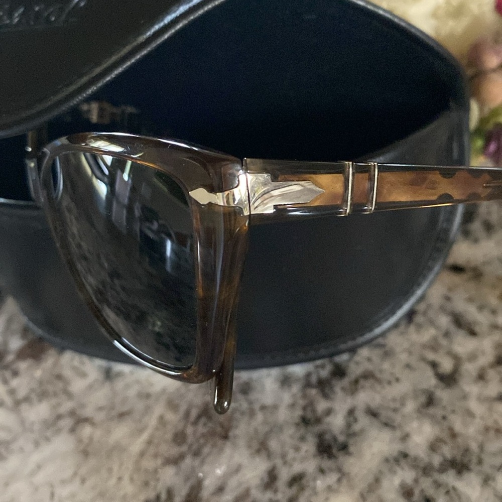 PERSOL DARK BROWN TORTOISE HAND MADE IN ITALY SUNGLASSES - Picture 3 of 11